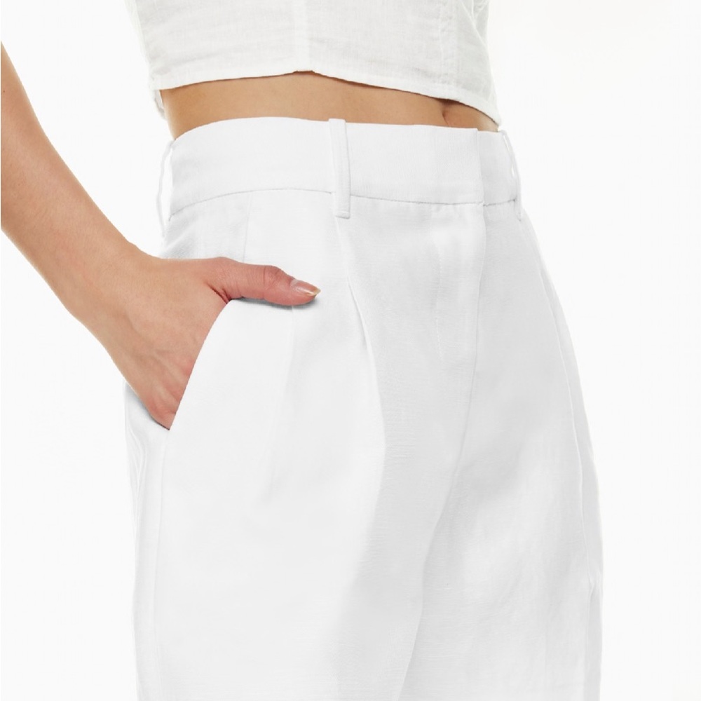 Aritzia Wilfred The Effortless Short™ Linen Mid-Thigh